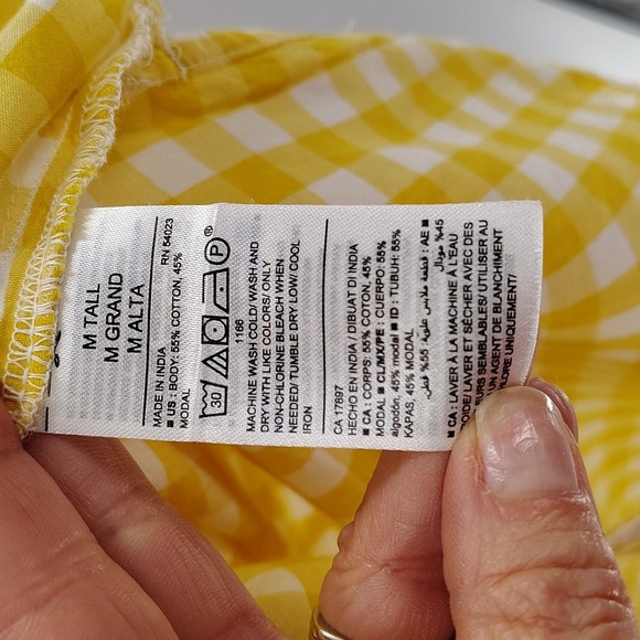 Old Navy Front Button Up Yellow Check Gingham Top Short Sleeve Size M Tall - Picture 5 of 6